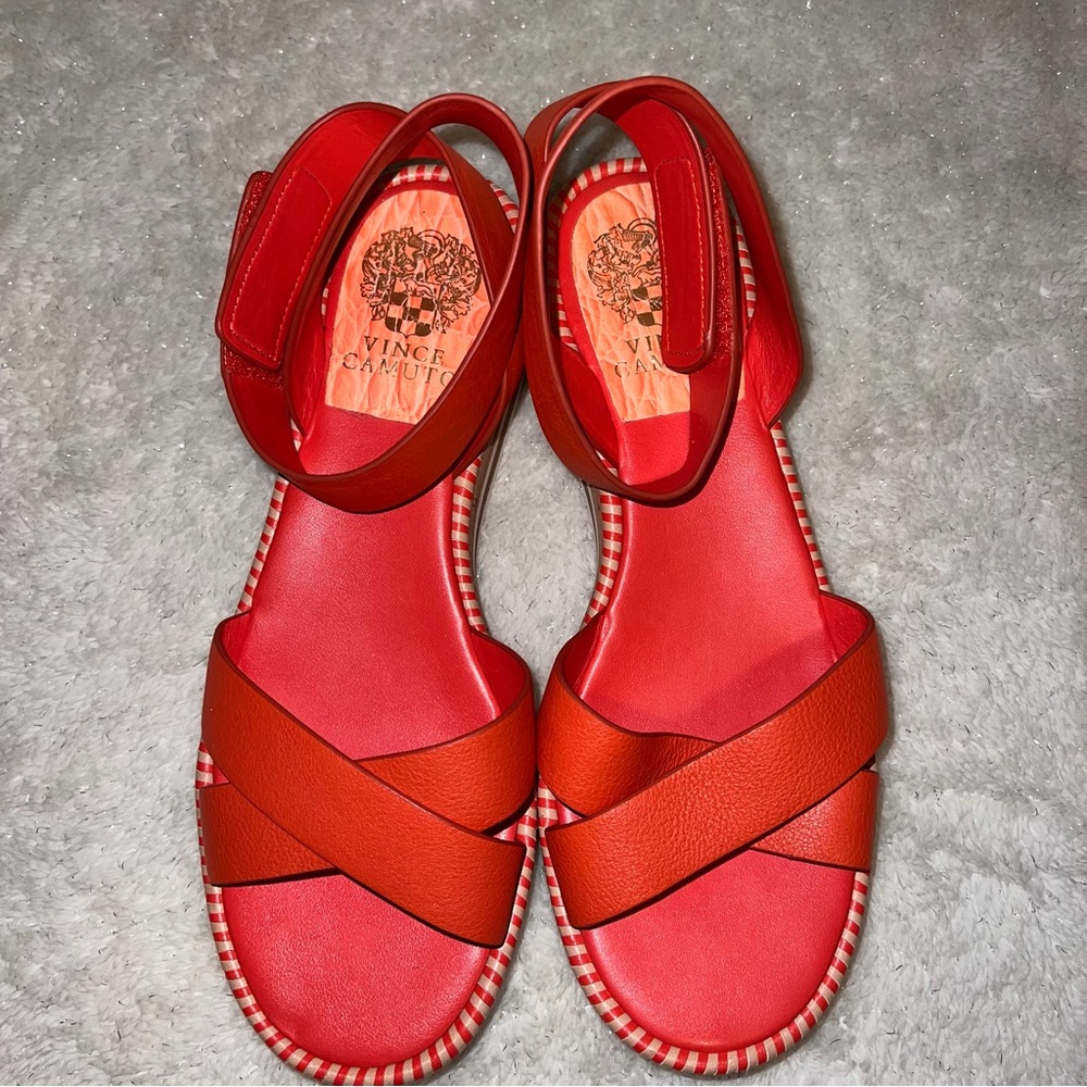 Vince Camuto Miveeria Wedge Sandal size 8 - Picture 9 of 9